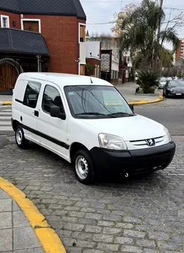 Peugeot Partner Furgon Confort 1.6 usado (2019) color Blanco Banquise financiado en cuotas(anticipo $7.000.000 cuotas desde $270.000)