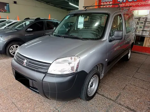 Peugeot Partner Furgon Confort 1.6 HDi usado (2024) color Gris precio $24.000.000