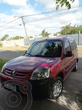 foto Peugeot Partner Patagónica 1.6 HDi usado (2018) color Rojo precio $1.780.000