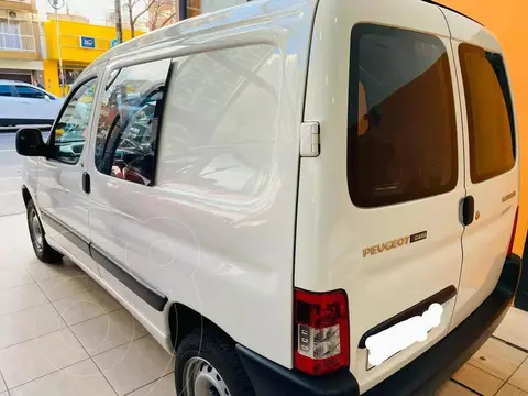 Peugeot Partner Furgon Confort 1.6 HDi usado (2024) color Blanco Banquise financiado en cuotas(anticipo $1.500.000 cuotas desde $238.000)