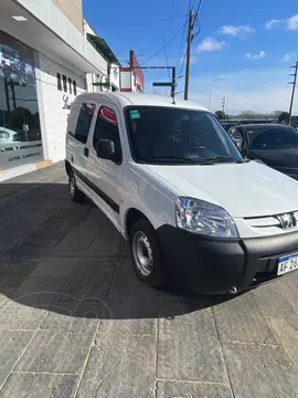 Peugeot Partner Furgon Confort 1.6 5 plazas usado (2022) color Blanco Banquise financiado en cuotas(anticipo $7.000.000 cuotas desde $240.000)