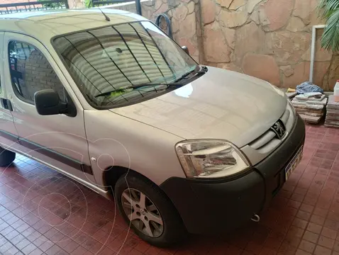 Peugeot Partner Furgon Confort 1.6 HDi 5 Plazas usado (2019) color Gris Aluminium precio $18.000.000
