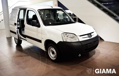 Peugeot Partner Furgon Confort 1.6 nuevo color Blanco financiado en cuotas(anticipo $840.000 cuotas desde $48.000)