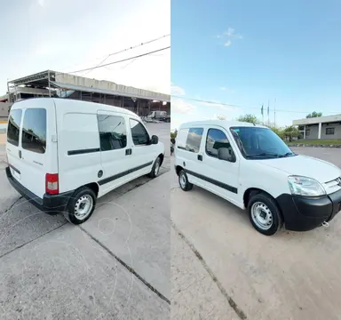 Peugeot Partner Furgon Confort 1.6 5 plazas usado (2017) color Blanco precio $19.000.000
