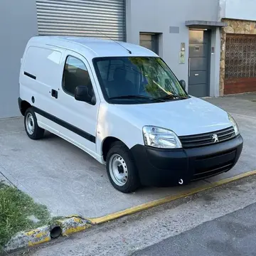 Peugeot Partner Furgon Confort 1.6 usado (2021) color Blanco financiado en cuotas(anticipo $7.900.000 cuotas desde $430.000)