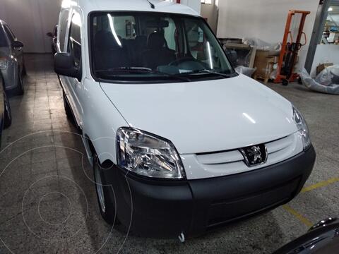 foto Peugeot Partner Furgón Confort 1.6 nuevo color Gris Aluminium precio $3.980.000