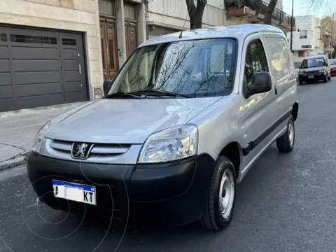 Peugeot Partner Furgon Confort 1.6 HDi usado (2022) color Blanco Banquise financiado en cuotas(anticipo $75.000.000)