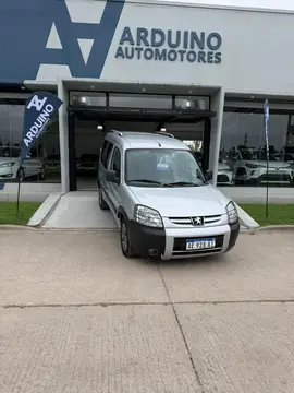 Peugeot Partner PARTNER PATA. 1.6 VTC PLUS  L10/17 usado (2021) color Gris precio $24.000.000