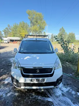 Peugeot Partner 1.6L Maxi HDi usado (2018) color Blanco precio $7.500.000