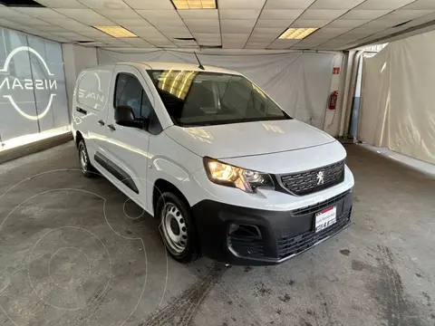 Peugeot Partner Maxi HDi usado (2023) color Blanco precio $329,800
