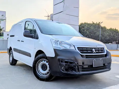 Peugeot Partner HDi Maxi usado (2019) color Blanco precio $205,000