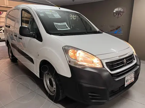 Peugeot Partner HDi Maxi usado (2019) color Blanco financiado en mensualidades(enganche $85,690 mensualidades desde $3,681)