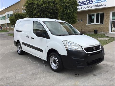 Peugeot Partner HDi Maxi usado (2017) color Blanco precio $102,000