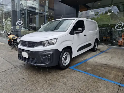 Peugeot Partner Maxi Pack Gasolina usado (2024) color Blanco precio $339,000