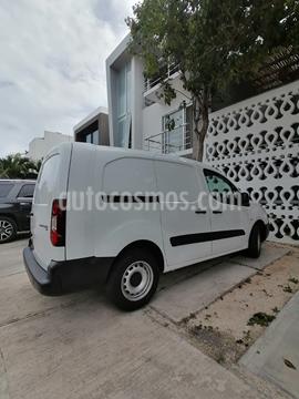 foto Peugeot Partner Maxi usado (2019) precio $225,000