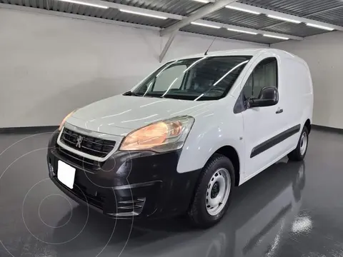 Peugeot Partner 1.6L usado (2019) color Blanco Banquise precio $225,000