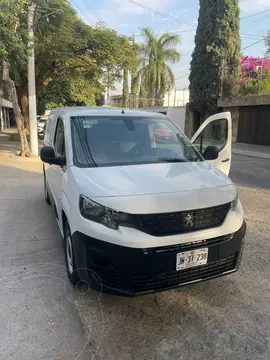 Peugeot Partner 1.6L usado (2020) color Blanco Banquise precio $220,000