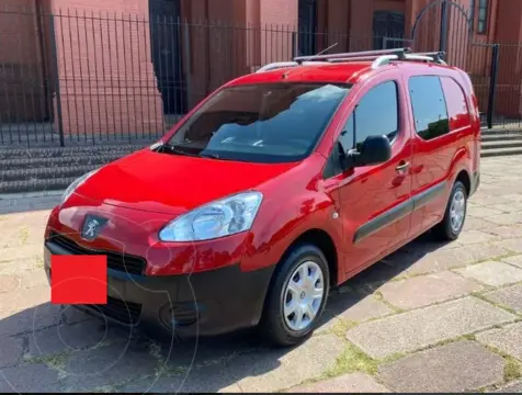 Peugeot Partner 1.6L usado (2015) color Rojo precio u$s10.000