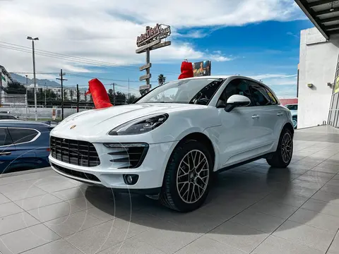 Porsche Macan 2.0L usado (2018) color Blanco financiado en mensualidades(enganche $192,500 mensualidades desde $19,699)