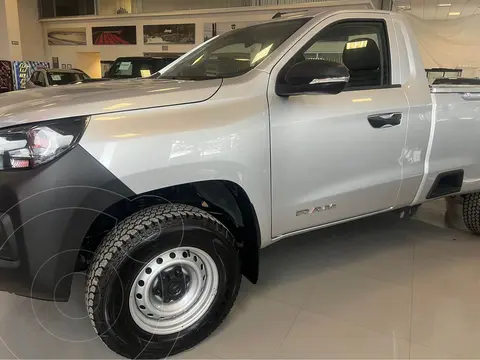 RAM 1200 Tradesman Regular Cab nuevo color Plata precio $444,900