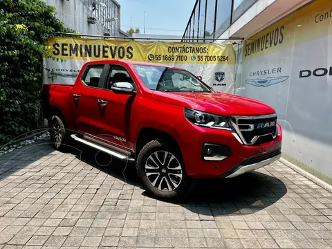 RAM 1200 Laramie Crew Cab usado (2025) color Rojo precio $636,900