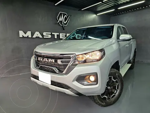 RAM 1200 Bighorn Crew Cab usado (2025) color plateado precio $519,000