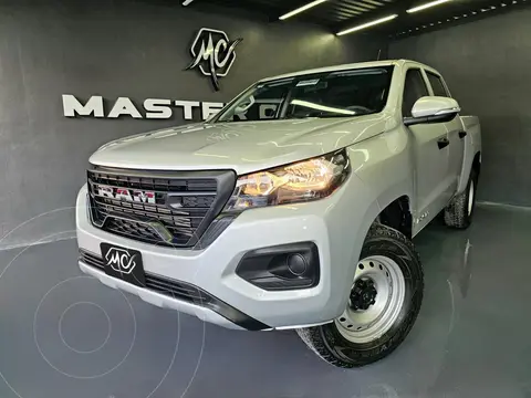 RAM 1200 Tradesman Crew Cab usado (2025) color plateado precio $379,000