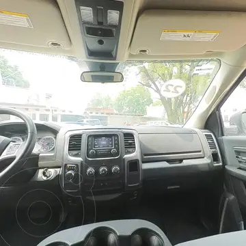 RAM 1500 Classic Crew Cab 4x2 V6
