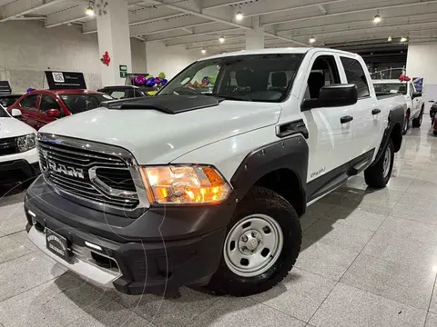 RAM 1500 Classic Crew Cab 4x2 V6 usado (2022) color Blanco financiado en mensualidades(enganche $190,478 mensualidades desde $14,572)