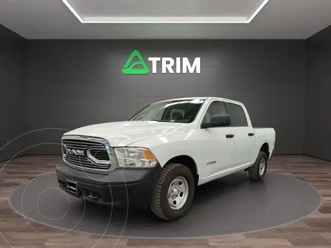 RAM 1500 RHO Crew Cab 4X4 usado (2019) color Blanco precio $307,800