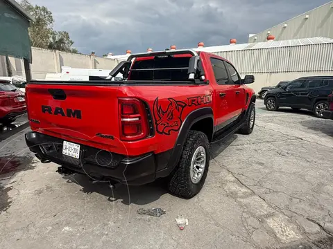 RAM 1500 RHO Crew Cab 4X4 usado (2025) color Rojo precio $2,000,000