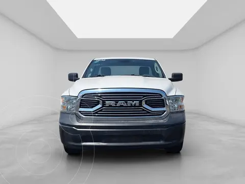 RAM 1500 Tradesman l6 4x4 usado (2020) color Blanco financiado en mensualidades(enganche $71,500 mensualidades desde $8,697)