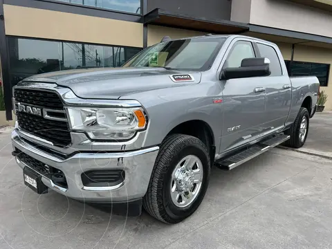 RAM 1500 Tradesman l6 4x4 usado (2022) color Gris precio $1,599,800