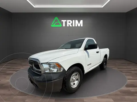 RAM 1500 Tradesman l6 4x4 usado (2020) color Blanco precio $304,999