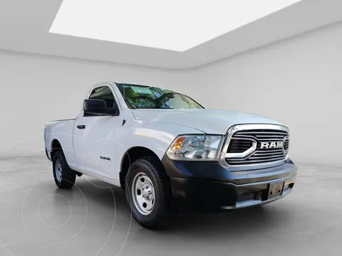 RAM 1500 Tradesman l6 4x4 usado (2020) color Blanco precio $325,000