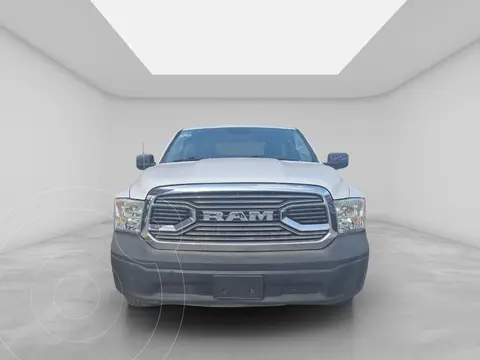 RAM 1500 Tradesman l6 4x4 usado (2020) color Blanco precio $325,000