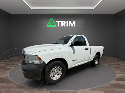 RAM 1500 Tradesman l6 4x4 usado (2020) color Blanco precio $259,999