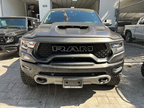 RAM 1500 TRX Crew Cab 4x4 usado (2022) color Gris financiado en mensualidades(enganche $510,000 mensualidades desde $69,082)