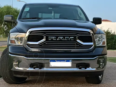 RAM 1500 Laramie 4x4 usado (2021) color Gris precio $64.000.000