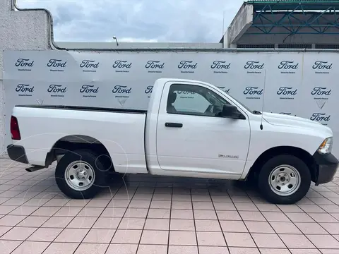 RAM 1500 Hemi Sport Regular Cab 5.7L 4x2 usado (2020) color Blanco precio $439,000