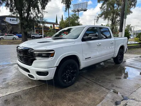 RAM 1500 Mild Hybrid Laramie Sport 4x4 usado (2022) color Blanco financiado en mensualidades(enganche $289,750 mensualidades desde $24,511)