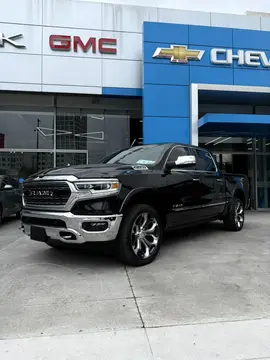 RAM 1500 Mild Hybrid Limited usado (2022) color Negro Diamante precio $960,000