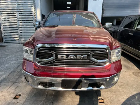 RAM 1500 Limited 4x4 5.7L usado (2017) color Rojo Granate precio $554,900