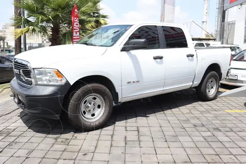 RAM 1500 SLT 1500 Crew Cab Trabajo 5.7L Aut 6 vel 4x4 usado (2020) color Blanco precio $330,000