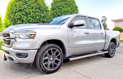 RAM 1500 Laramie Aut 5.7L 4x4 usado (2019) color Gris Acero precio $850,000