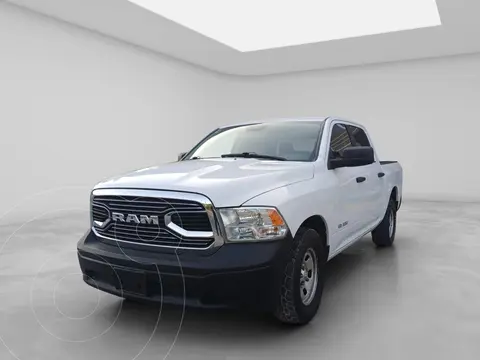 RAM 1500 SLT 1500 Crew Cab Trabajo 3.6L Aut 8 vel 4x2 usado (2020) color Blanco precio $400,000