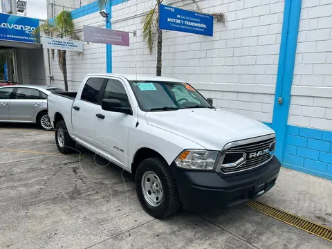 RAM 1500 SLT 1500 Crew Cab Trabajo 3.6L Aut 8 vel 4x2 usado (2020) color Blanco precio $539,000