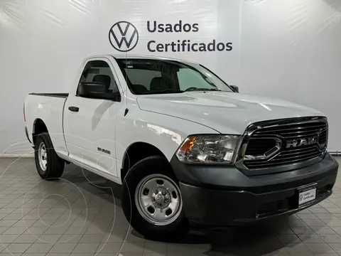RAM 1500 SLT 1500 Crew Cab Trabajo 5.7L Aut 6 vel 4x4 usado (2020) color Blanco financiado en mensualidades(enganche $102,160 mensualidades desde $9,314)
