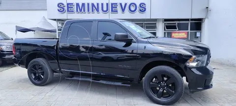 RAM 1500 Hemi Sport Crew Cab 5.7L 4x4 usado (2021) color Negro financiado en mensualidades(enganche $151,183 mensualidades desde $12,910)