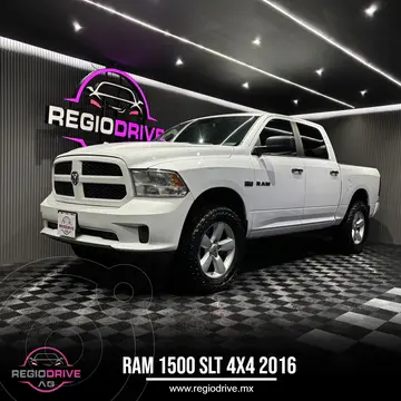 RAM 1500 SLT Crew Cab Heavy Duty 5.7 4x4 usado (2016) color Blanco financiado en mensualidades(enganche $140,615 mensualidades desde $7,955)